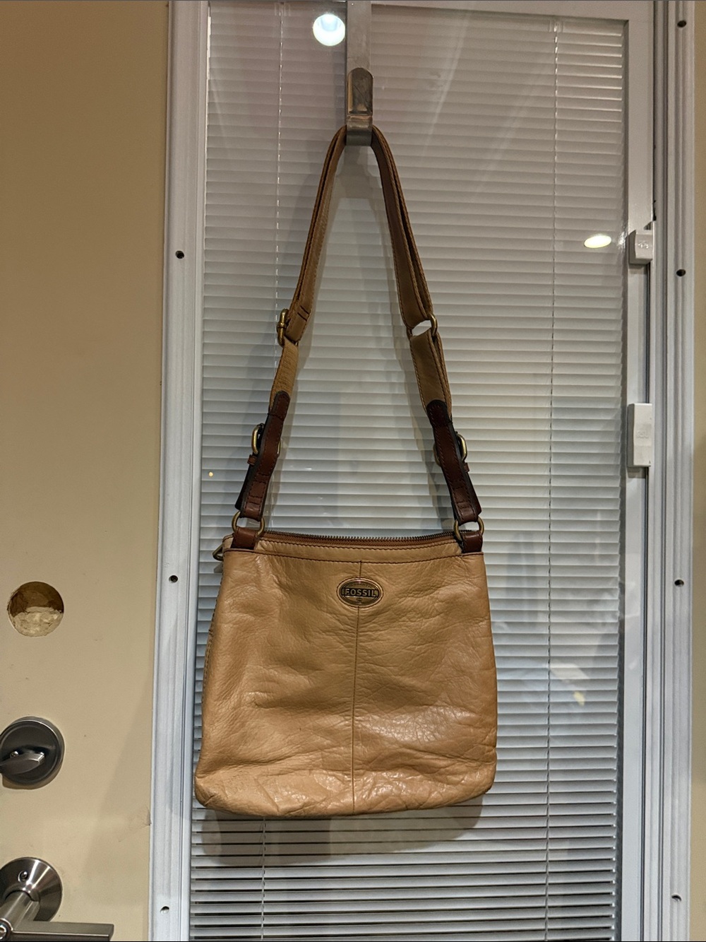 Fossil Two-Tone Tan Leather Shoulder Bag